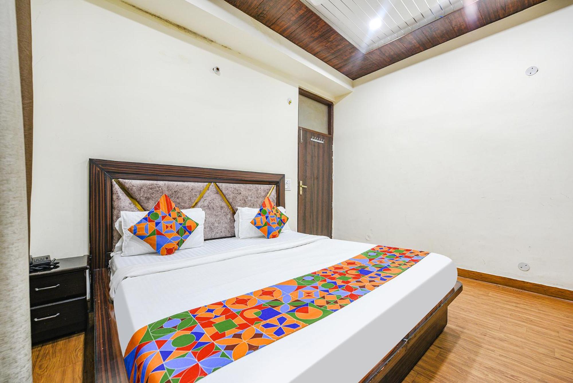 Fabhotel Royal Inn Chandīgarh Dış mekan fotoğraf