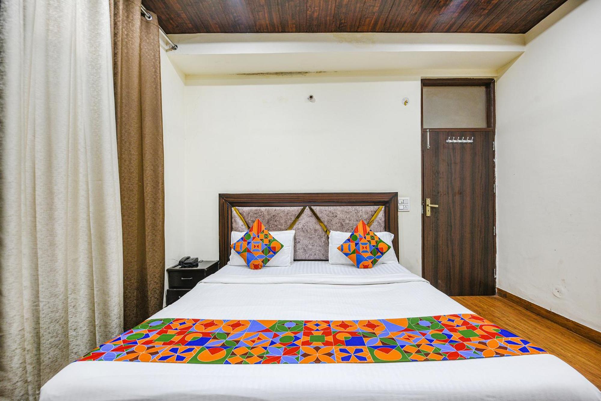 Fabhotel Royal Inn Chandīgarh Dış mekan fotoğraf