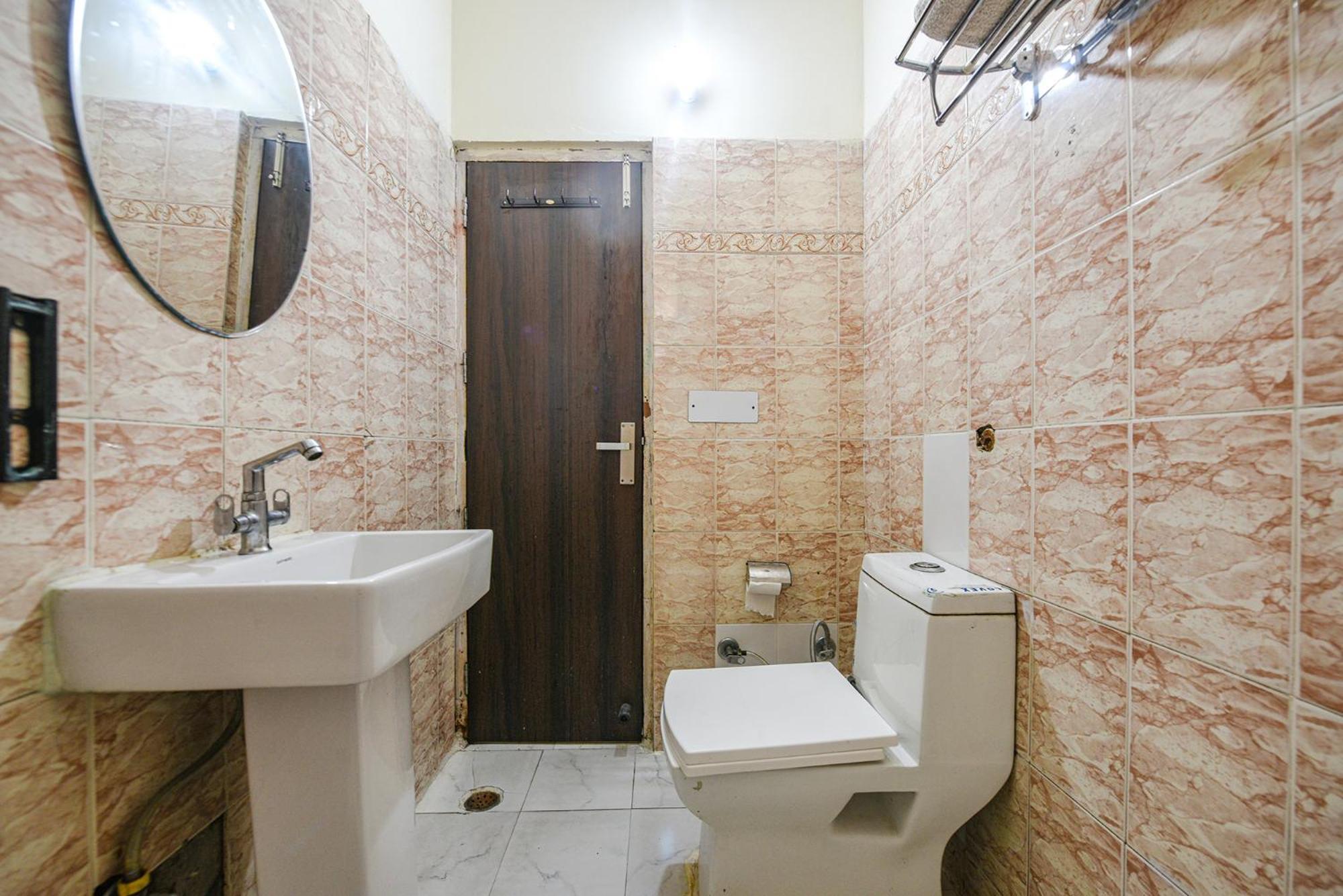 Fabhotel Royal Inn Chandīgarh Dış mekan fotoğraf