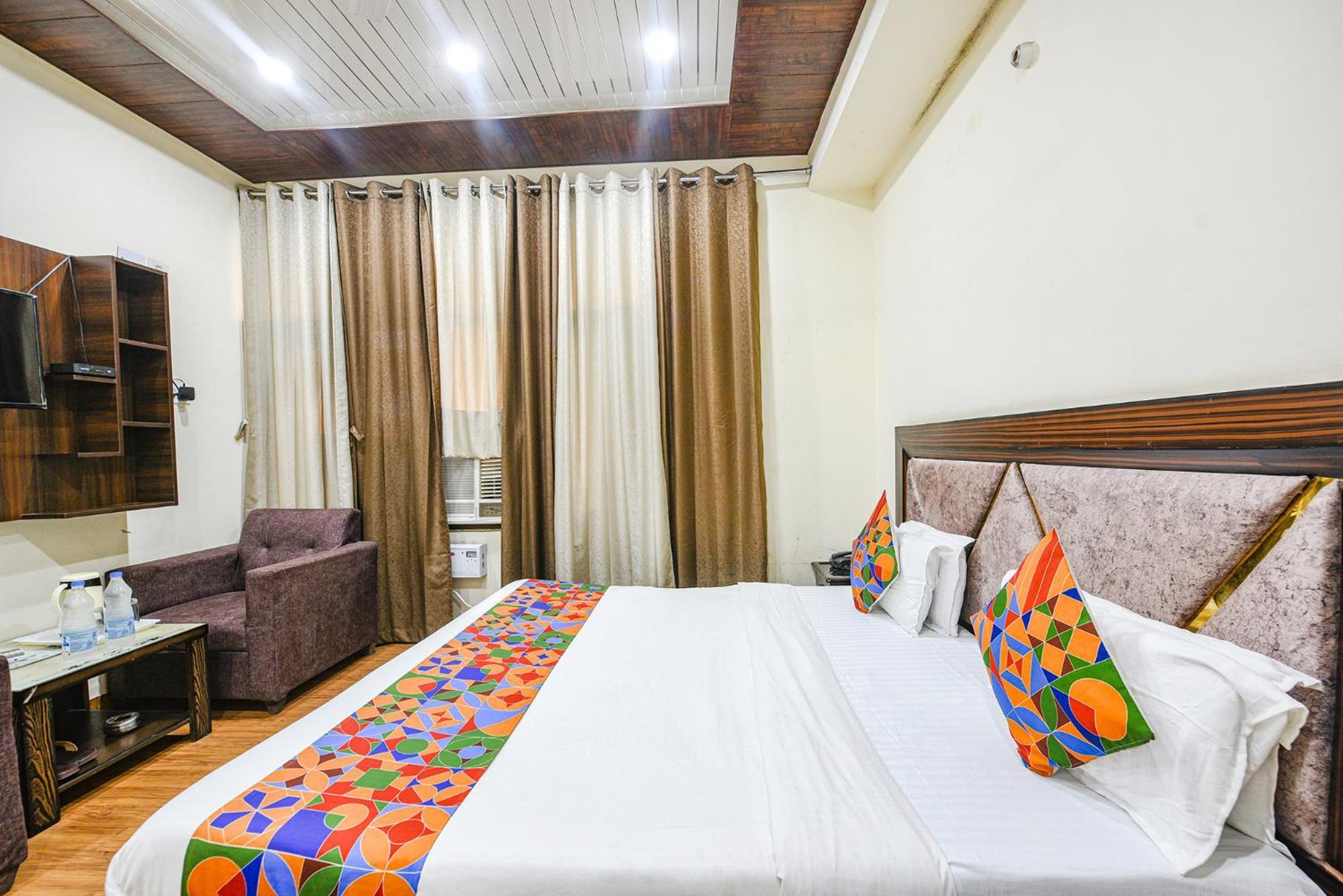 Fabhotel Royal Inn Chandīgarh Dış mekan fotoğraf