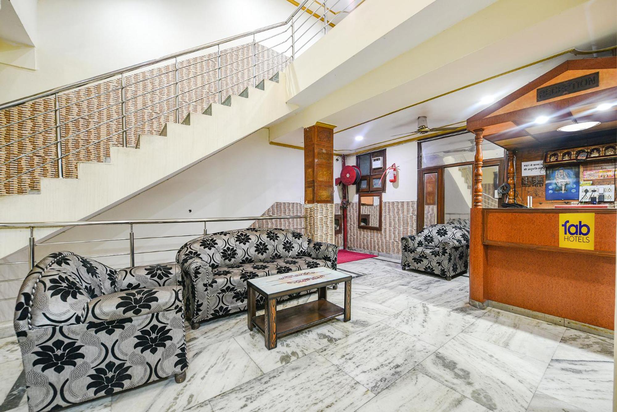 Fabhotel Royal Inn Chandīgarh Dış mekan fotoğraf