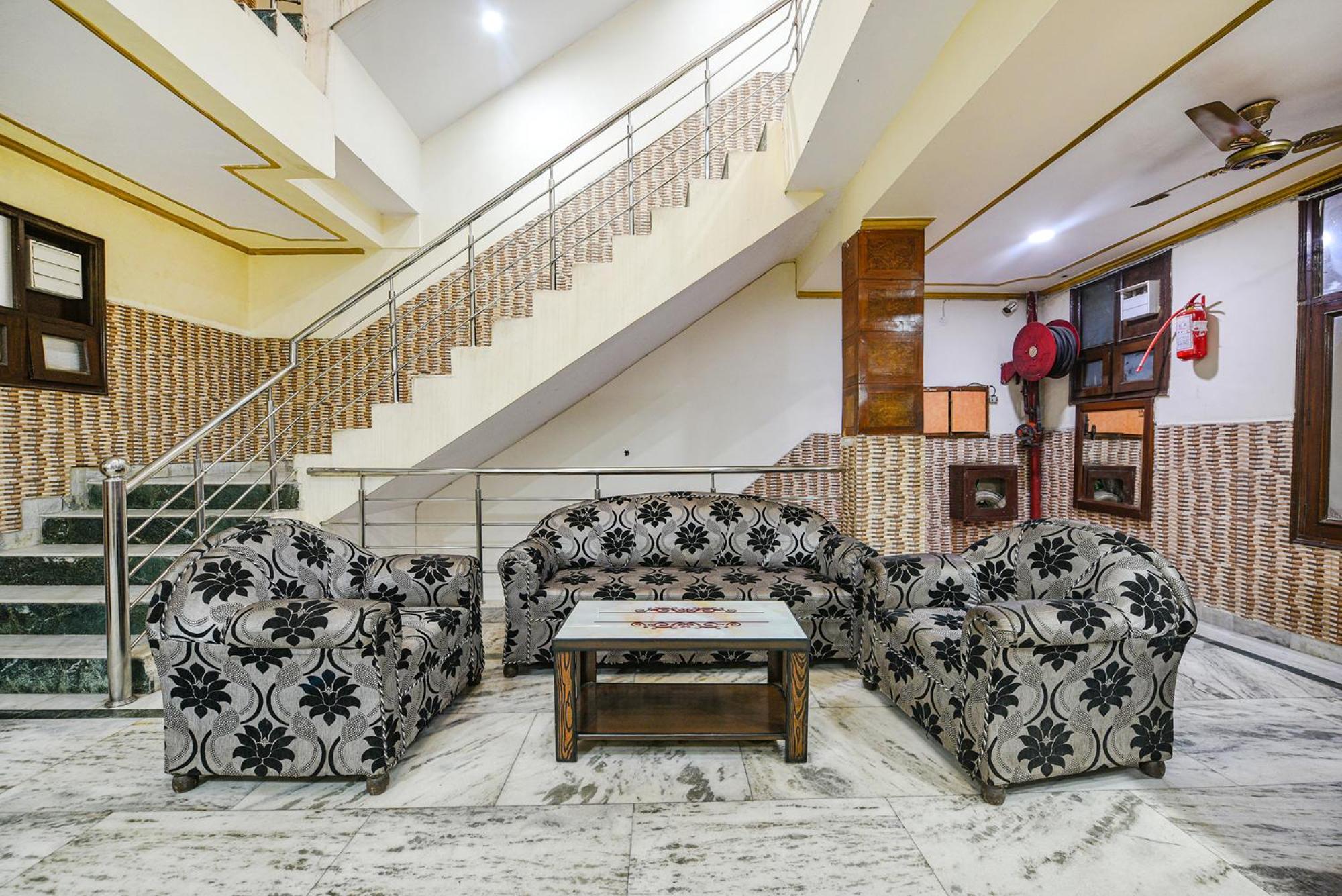 Fabhotel Royal Inn Chandīgarh Dış mekan fotoğraf